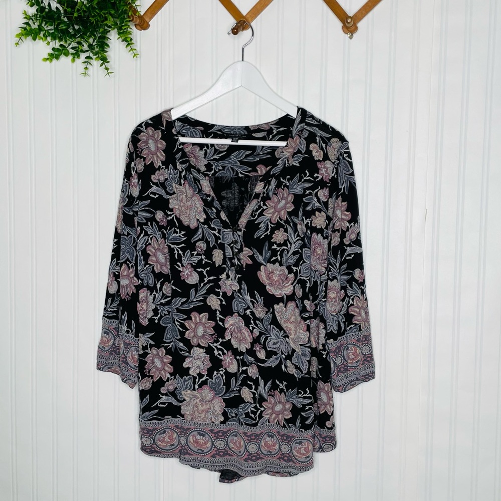 Lucky Brand Plus Size Black and mixed colors Floral Print Top size 1X